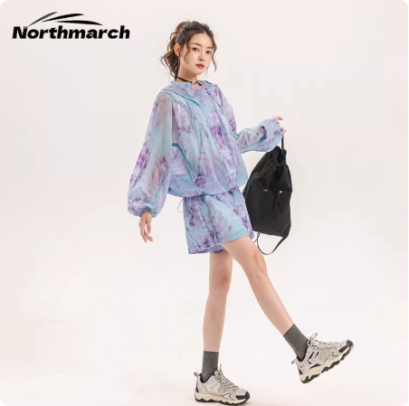 2025年新款连帽印花轻薄透气两件套